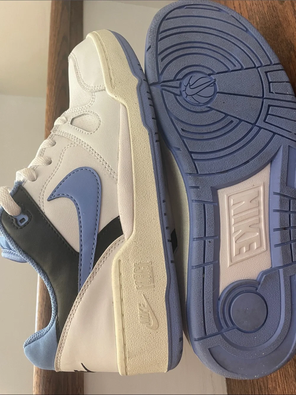 Nike White and Light Blue Low-Top Sneakers with Red Logo